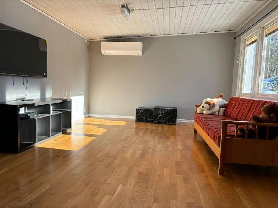 3Bdr Close To Nature A Beautiful Home Lake Nearby 웁살라 외부 사진